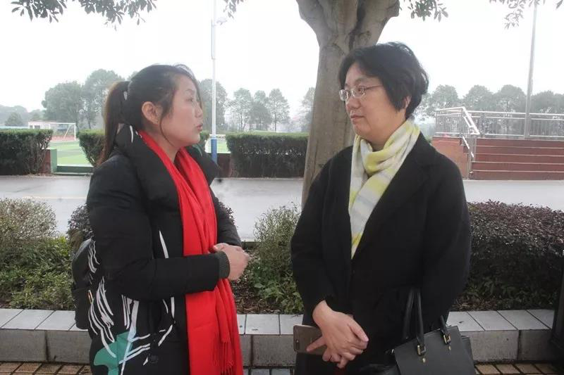 職教社“三八”婦女節溫暖特困母親